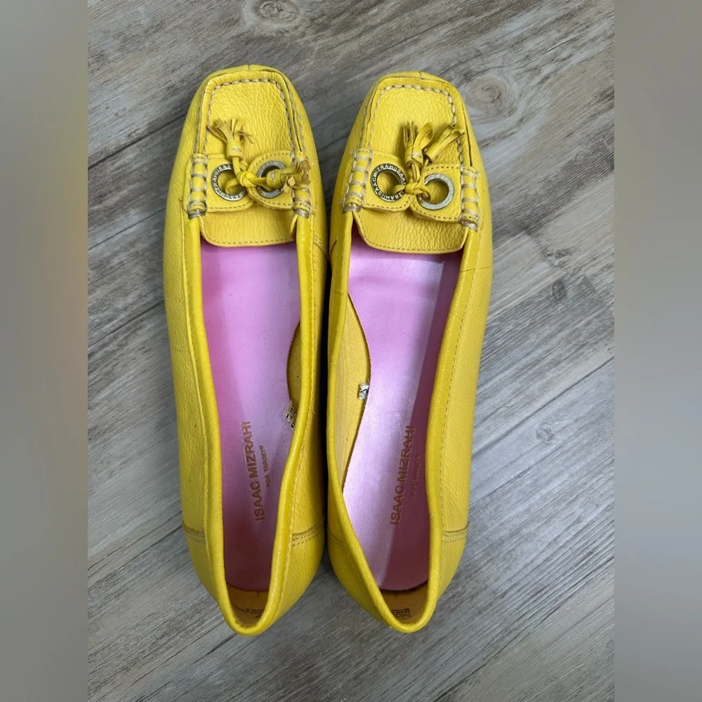 Isaac Mizrahi Gail Yellow Leather Loafers Shoes Size 9